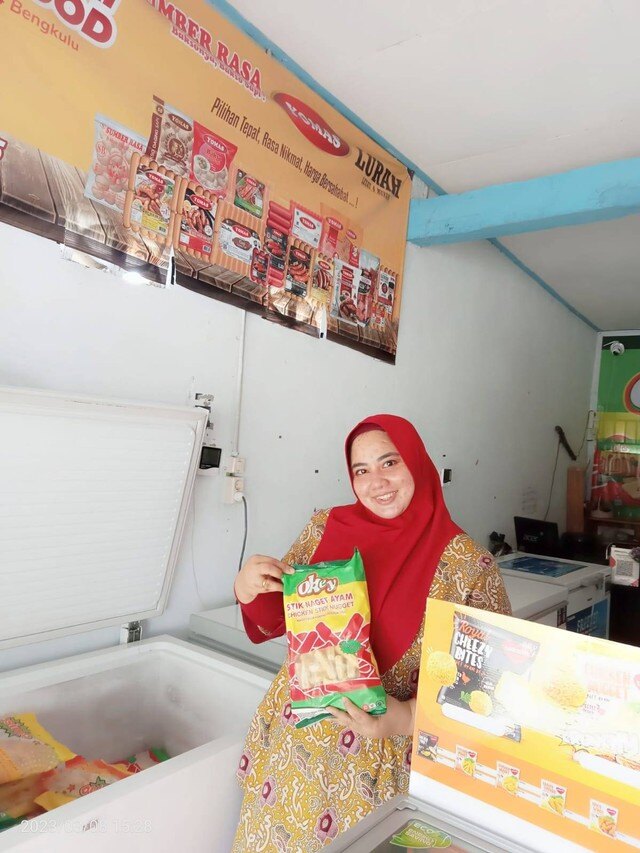 Jasa pengiriman frozen food Sumatera, Jawa, Bali. Jasa ekspedisi produk beku dengan truck berpendingin. Pengiriman makanan beku dengan truck reefer.  Jasa ekspedisi produk segar dan beku antar pulau. Ekspedisi frozen food terpercaya Sumatera, Jawa dan Bali.